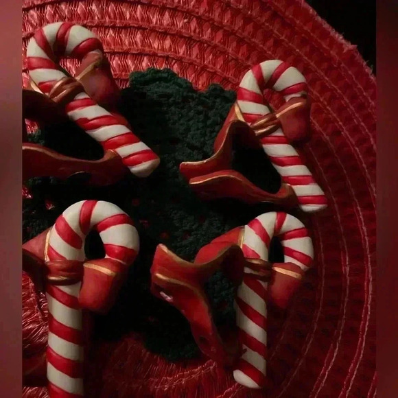 Christmas candy cane napkins holders set of 4 . Red ,white ,green .3 “ in height - Picture 4 of 8